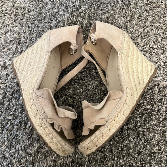 MARC FISHER NUDE ESPADRILLES - Picture 5 of 7